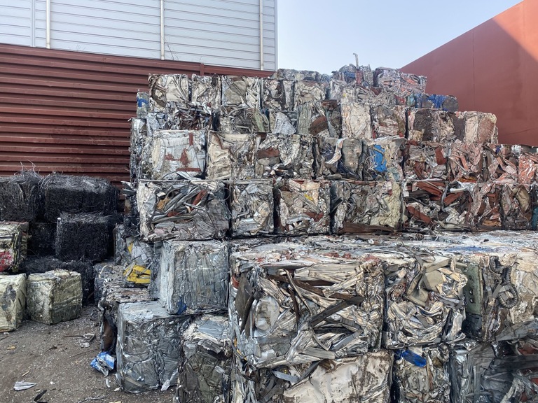 글로벌리사이클링(주) 철스크랩 사진 입니다