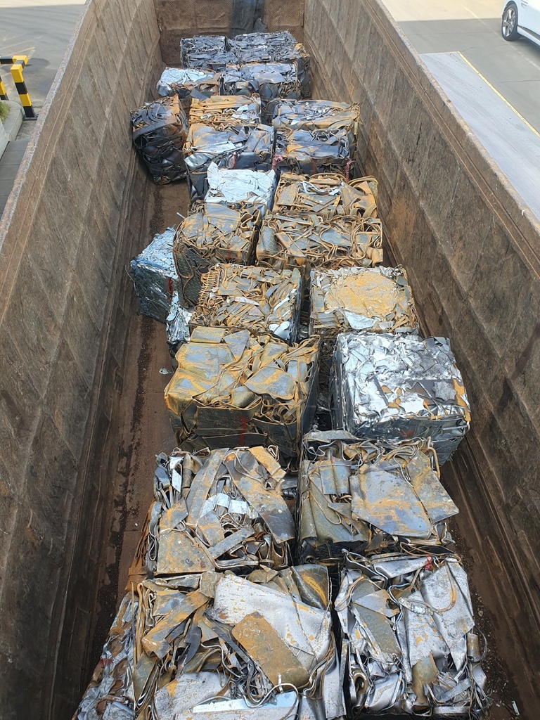 철스크랩 이미지 입니다